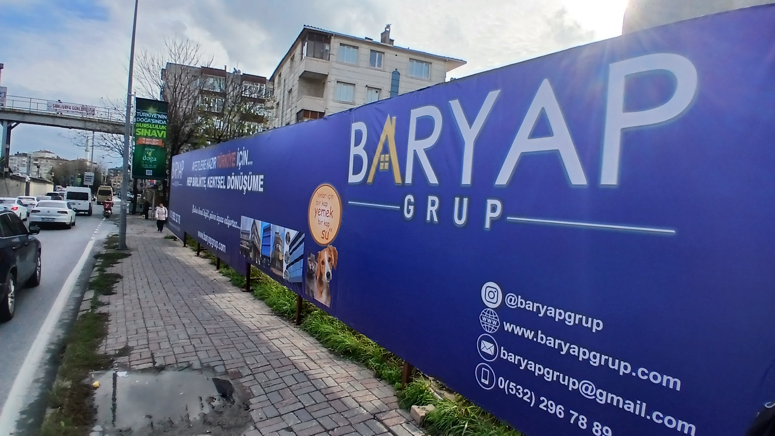 Dev Ölçekli Marka Brandaları